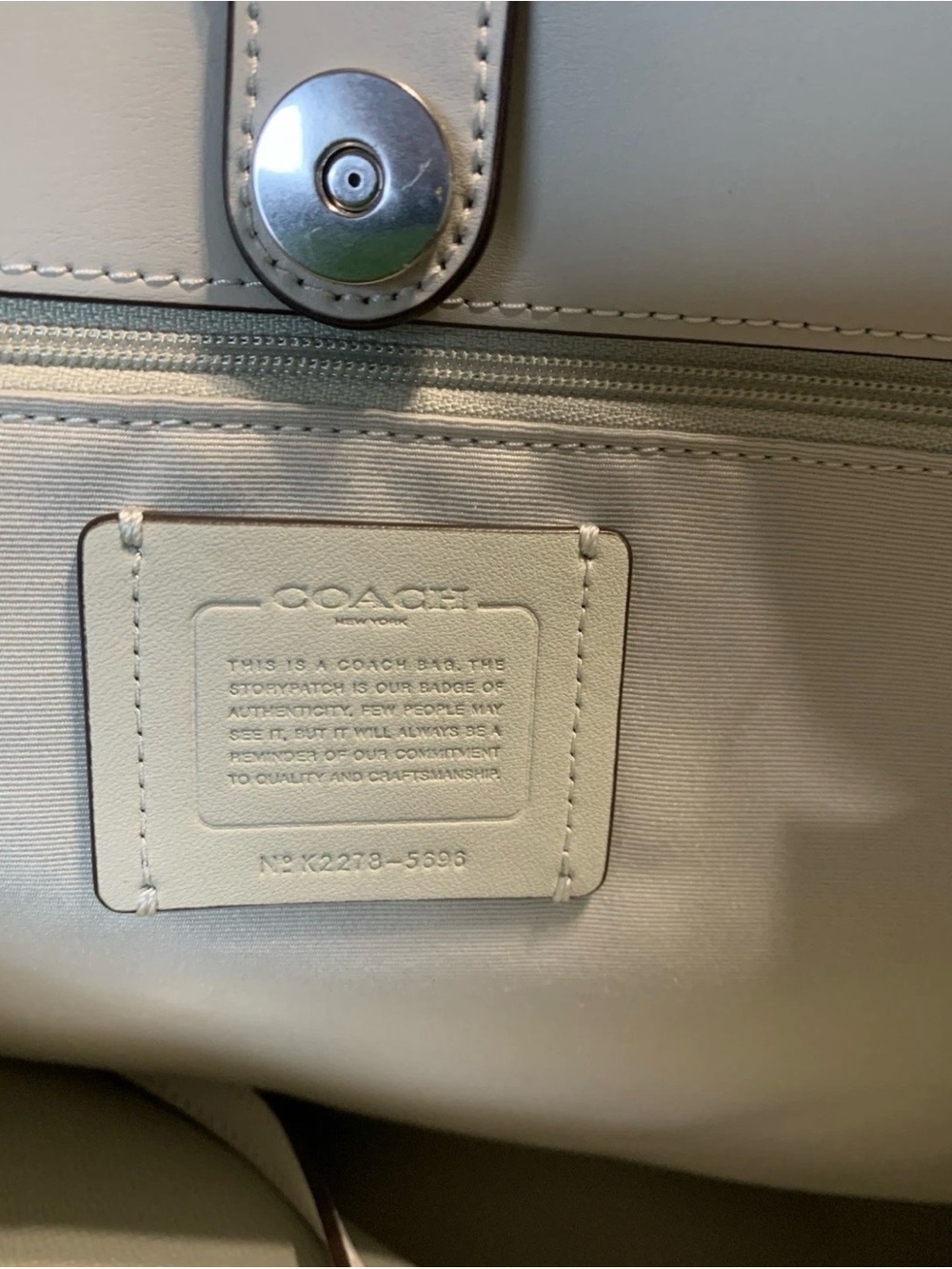 NWT COACH Signature Logo City Large Tote - Khaki Light Sage (WP184) - Picture 12 of 15